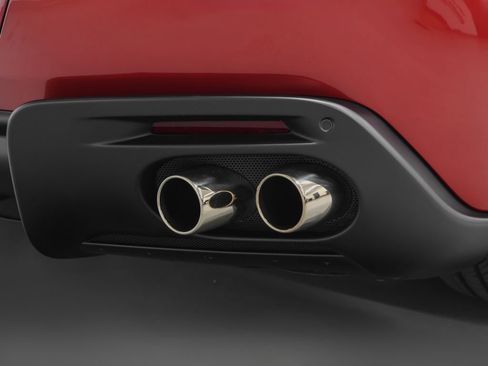 Certified 2022 Ferrari Roma RWD image 38