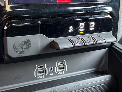 Used 2025 RAM 1500 Big Horn image 27