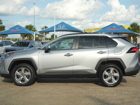 Used 2020 Toyota RAV4 Limited w/ Carpet Mat Package AWD/4WD image 3