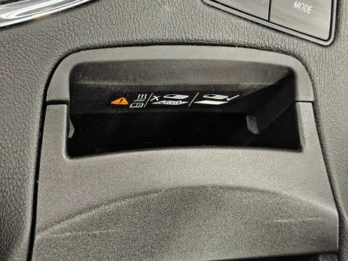 Used 2022 Cadillac XT6 Premium Luxury w/ LPO, Floor Liner Package AWD/4WD image 12