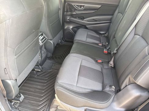 Used 2024 Subaru Ascent Premium AWD/4WD image 16