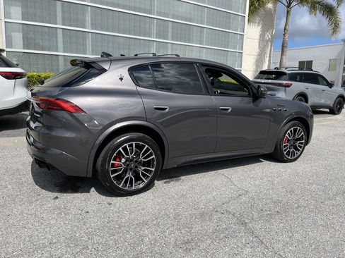 Used 2023 Maserati Grecale Modena AWD/4WD image 10