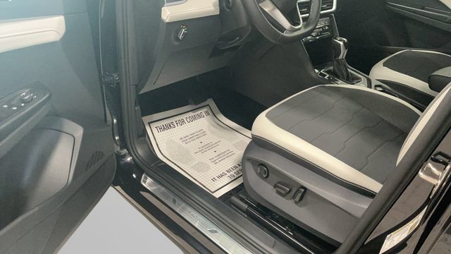 New 2026 Volkswagen Taos SE AWD/4WD image 36
