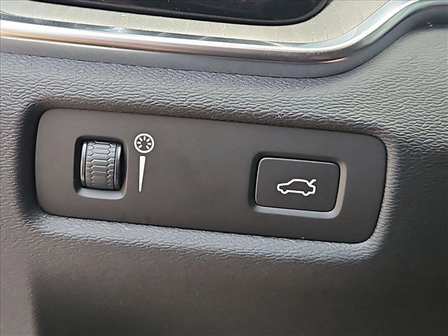 Used 2020 Volvo S60 T5 Inscription FWD image 22