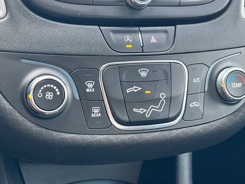 Used 2021 Chevrolet Malibu RS image 19