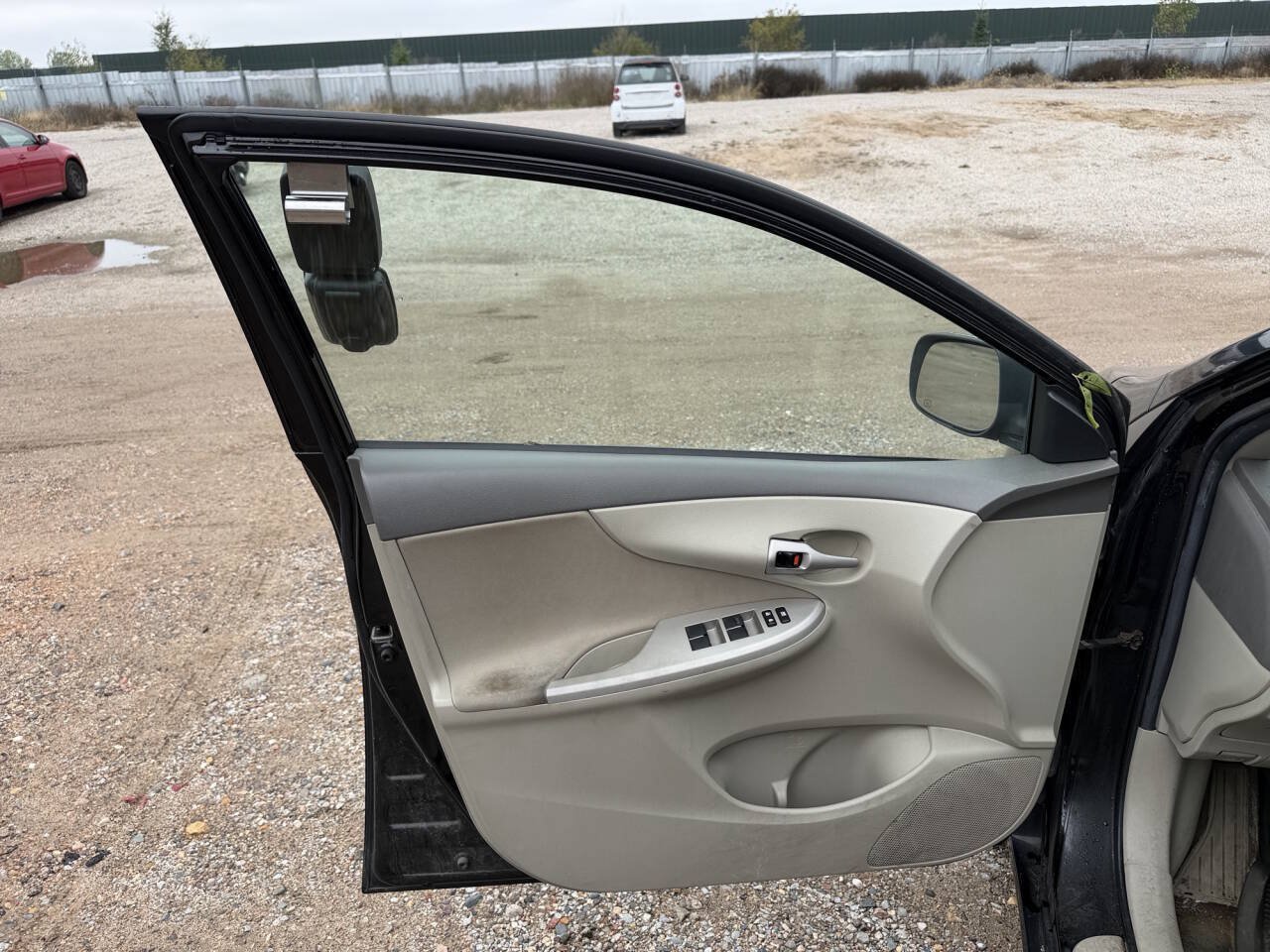 Used 2010 Toyota Corolla LE FWD image 20
