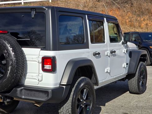 Used 2021 Jeep Wrangler Unlimited Sport image 50