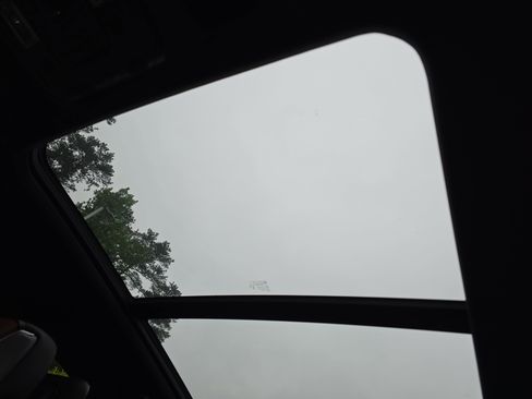 Used 2023 GMC Yukon XL Denali Ultimate AWD/4WD image 31