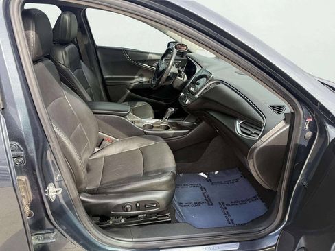 Used 2020 Chevrolet Malibu Premier FWD image 12