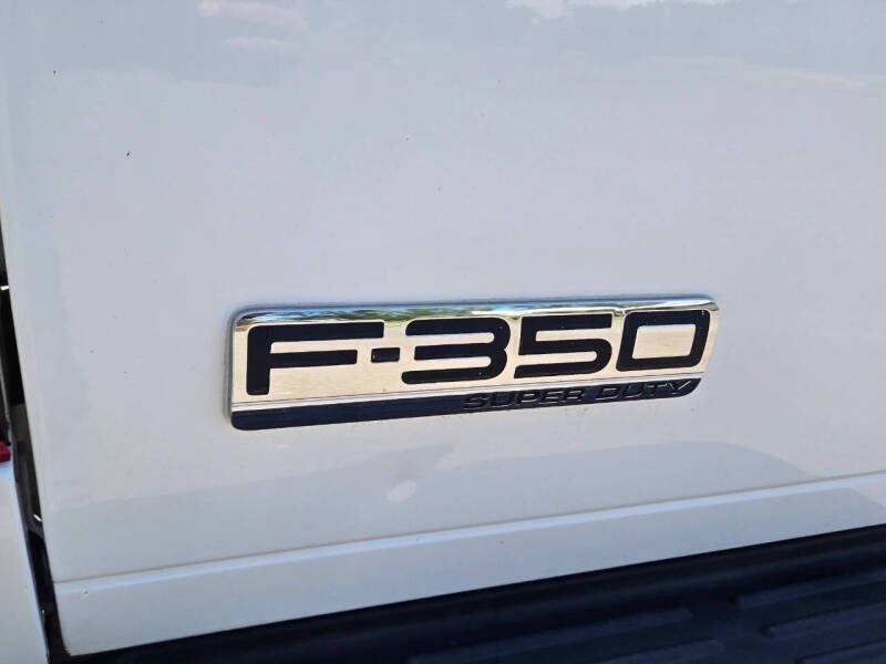 Used 2006 Ford F350 Lariat AWD/4WD image 15