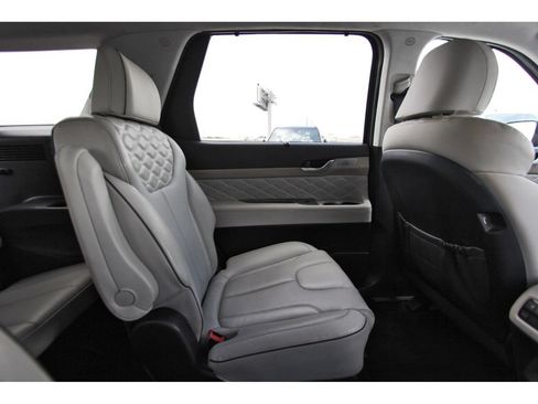 Used 2022 Hyundai Palisade Calligraphy FWD image 13