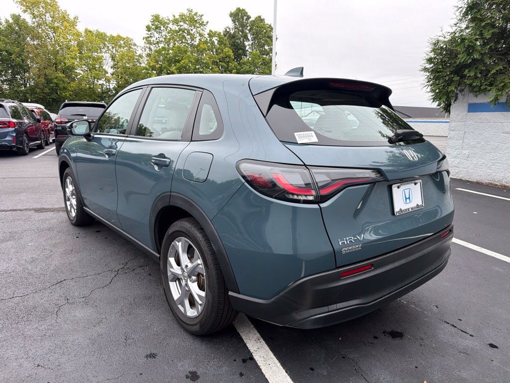 Certified 2024 Honda HR-V LX image 3
