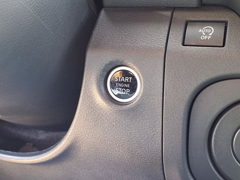 Used 2025 Nissan Frontier Pro-X RWD image 21