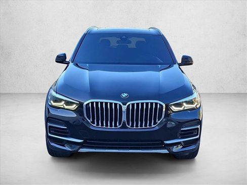 Used 2023 BMW X5 sDrive40i RWD image 2