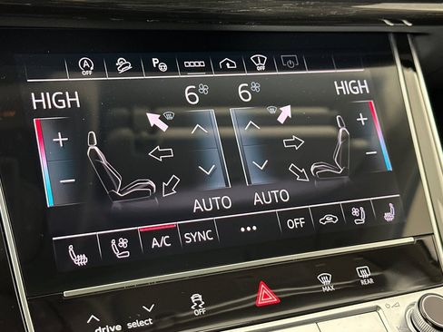 Used 2023 Audi Q7 3.0T Prestige w/ Prestige Package image 21