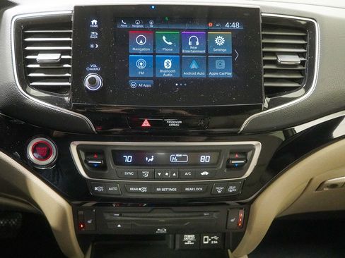 Used 2022 Honda Pilot Touring image 27