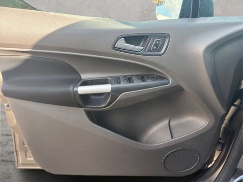 Used 2019 Ford Transit Connect XLT FWD image 24