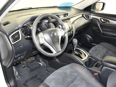 Used 2015 Nissan Rogue S AWD/4WD image 35