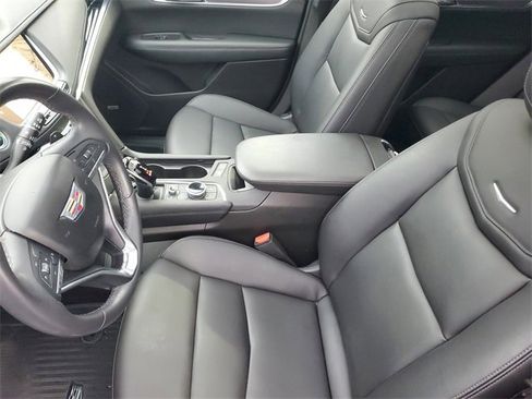 Certified 2023 Cadillac XT6 Luxury image 26