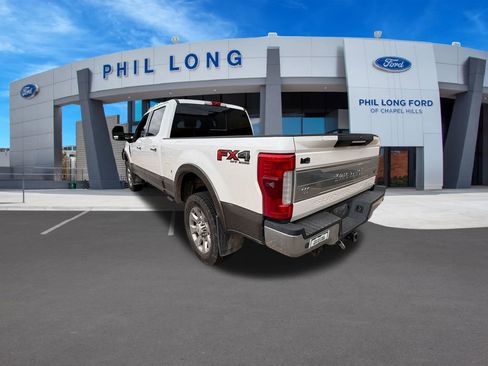 Used 2017 Ford F250 King Ranch w/ King Ranch Ultimate Package AWD/4WD image 3