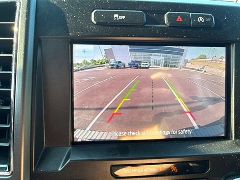 Used 2019 Ford F150 XLT w/ Equipment Group 302A Luxury AWD/4WD image 16