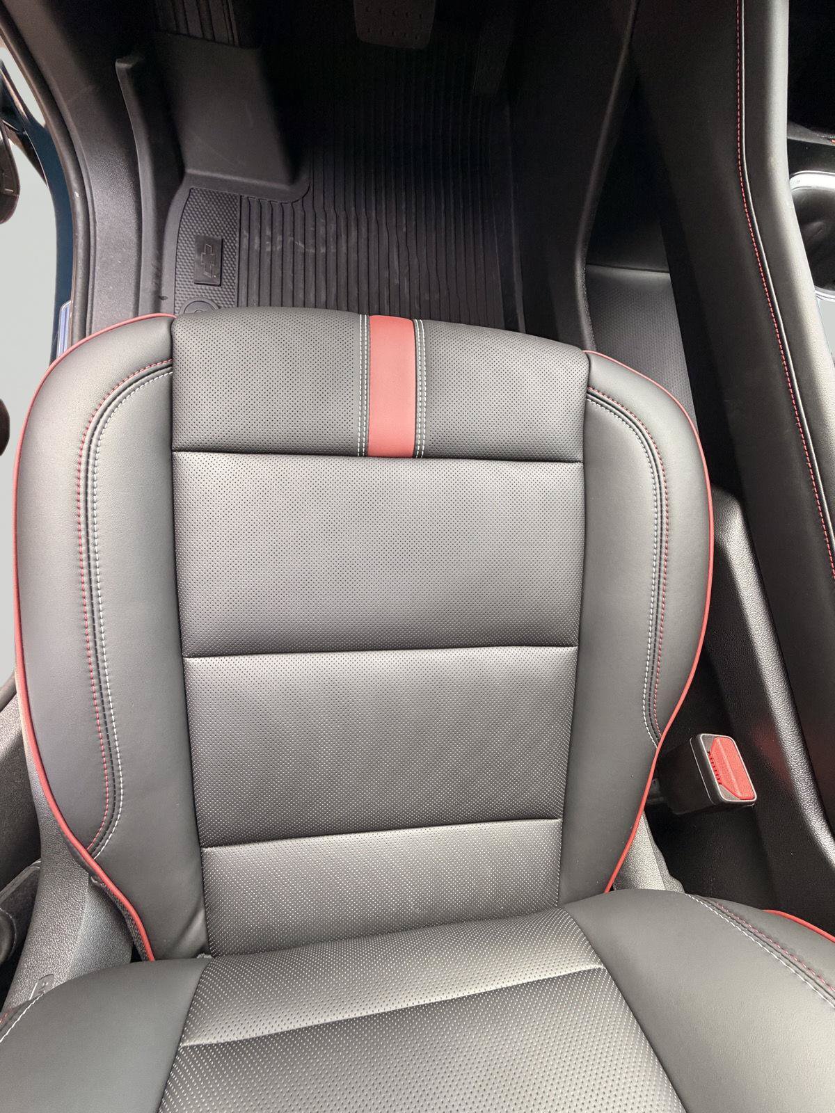 Used 2027 Chevrolet Traverse RS w/ LPO, Floor Liner Package FWD image 30