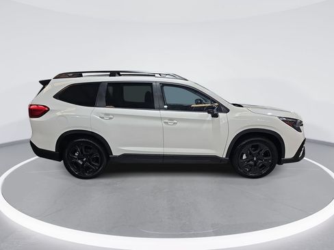 Used 2023 Subaru Ascent Onyx Edition Limited AWD/4WD image 4
