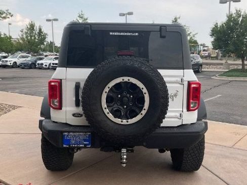 Used 2023 Ford Bronco Black Diamond w/ Sasquatch Package AWD/4WD image 4