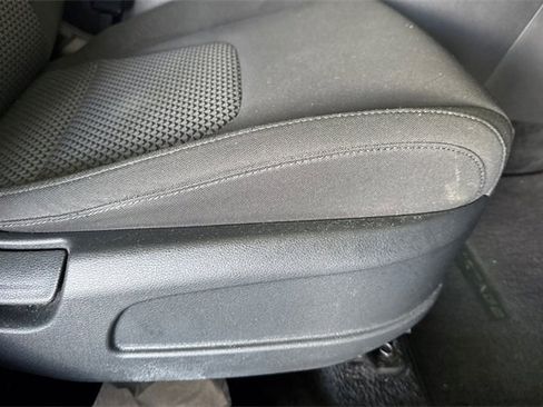 Used 2024 Kia Sportage LX image 23