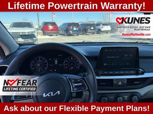 Used 2022 Kia Forte LXS w/ LXS Technology Package image 18