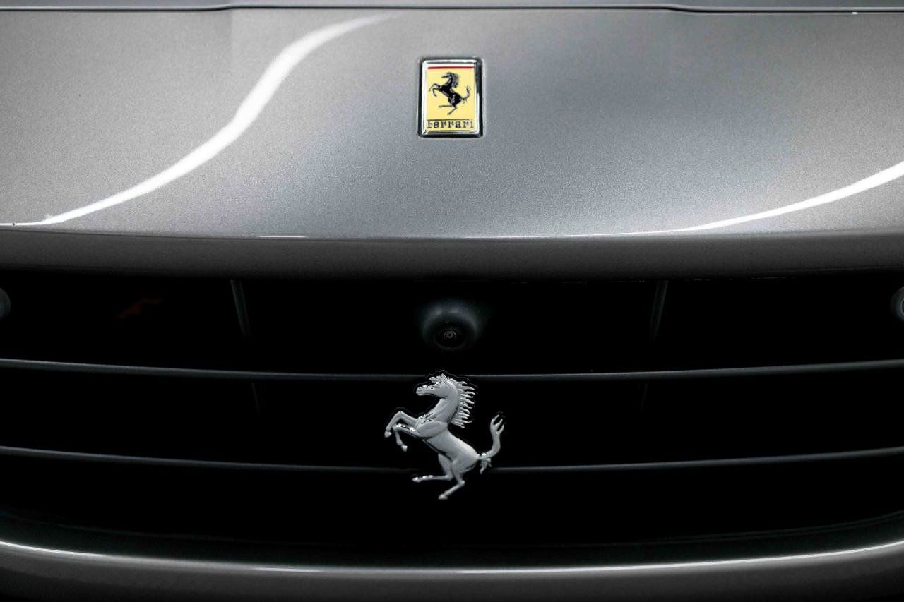 Used 2020 Ferrari Portofino RWD image 25