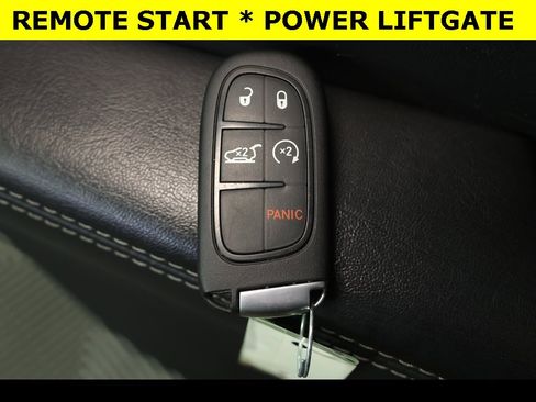 Used 2022 Jeep Cherokee Latitude Lux w/ Sun & Sound Group image 8