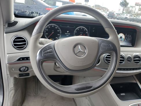 Used 2015 Mercedes-Benz S 550 Sedan image 26