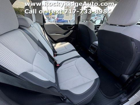 Used 2023 Subaru Forester AWD/4WD image 30