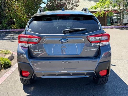 Used 2023 Subaru Crosstrek 2.5i Limited AWD/4WD image 6