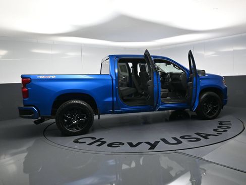Used 2022 Chevrolet Silverado 1500 Custom AWD/4WD image 23