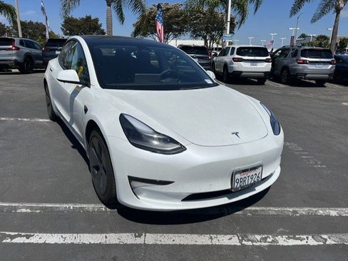 Used 2022 Tesla Model 3 Long Range AWD/4WD image 4