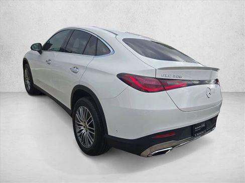 Used 2025 Mercedes-Benz GLC 300 4MATIC image 7