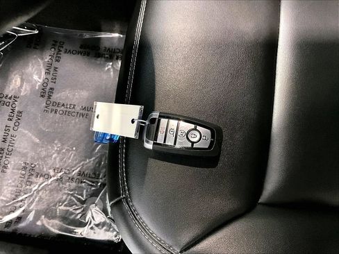 Used 2023 Ford Explorer XLT w/ Equipment Group 202A image 30