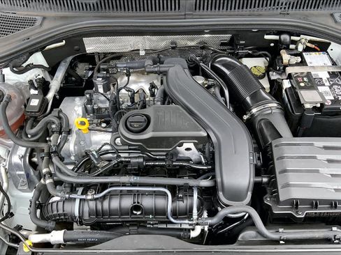 Used 2024 Volkswagen Jetta SEL image 32