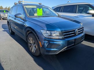 Used 2019 Volkswagen Tiguan SE w/ Panoramic Sunroof Package video 2