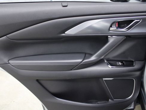 Used 2023 MAZDA CX-9 Grand Touring image 19