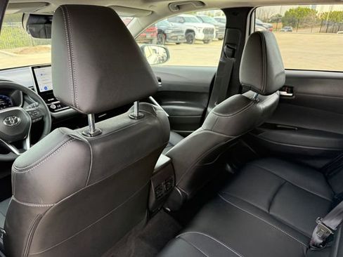 Used 2026 Toyota Corolla Cross XLE w/ Convenience Package image 26