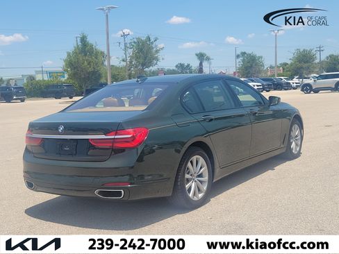 Used 2018 BMW 750i xDrive AWD/4WD image 6