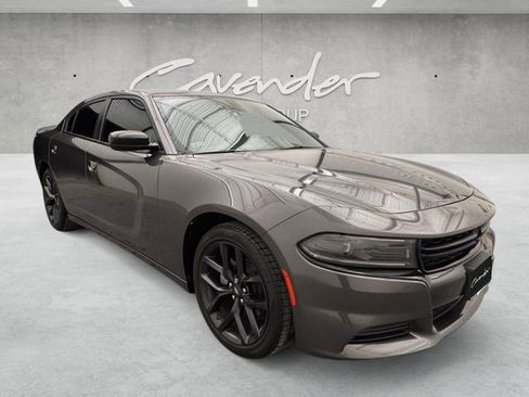 Used 2023 Dodge Charger SXT w/ Blacktop Package image 2