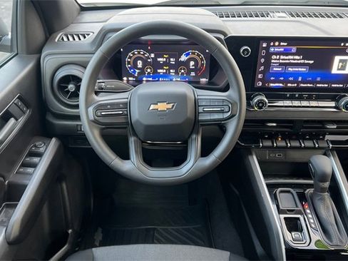 Used 2025 Chevrolet Colorado W/T w/ Advanced Trailering Package image 17