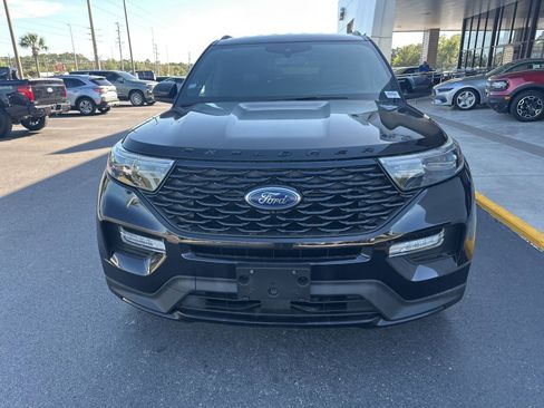 Used 2023 Ford Explorer ST-Line w/ Class IV Trailer Tow Package image 2