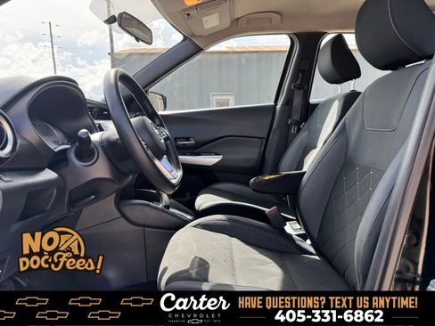 Used 2019 Nissan Kicks SV FWD image 25