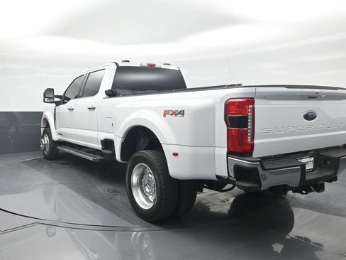 Used 2025 Ford F450 Lariat w/ Chrome Package image 22