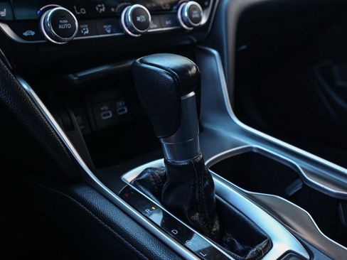 Used 2021 Honda Accord EX-L image 30